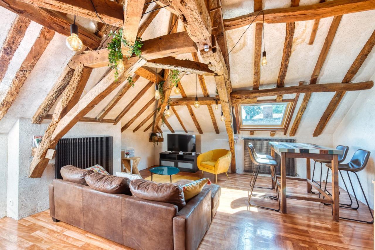Sous Les Toits Vue Loire Lägenhet Bouchemaine Exteriör bild